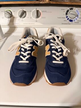 New Balance 574 Navy Blue Tan Suede Sneakers Running Shoes Women’s [Size]7.5
